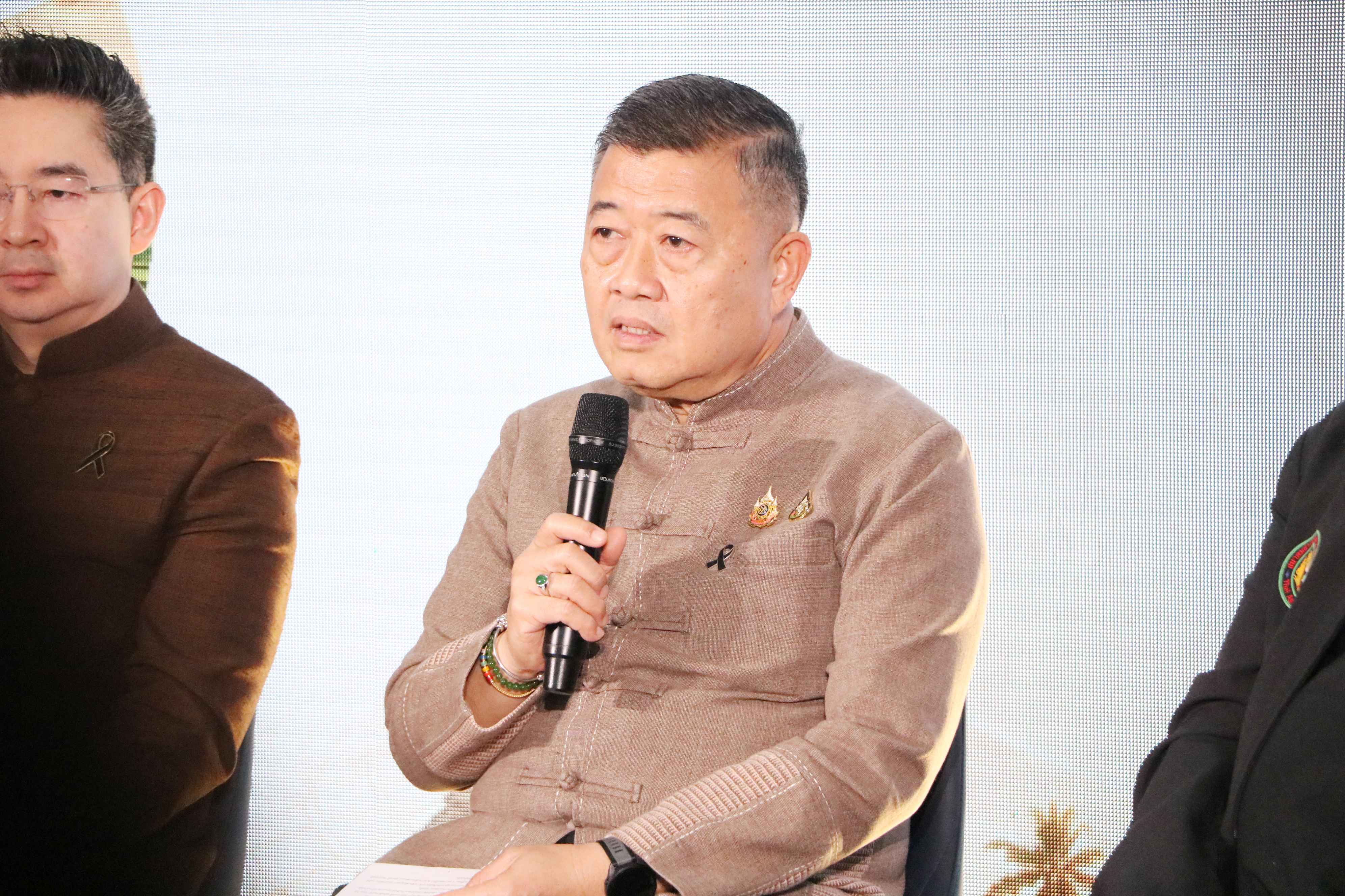 title - รองเลขาธิการ ส.ป.ก. ร่วมงานแถลงข่าวงานวันข้าวและชาวนาแห่งชาติ ประจำปี 2569 